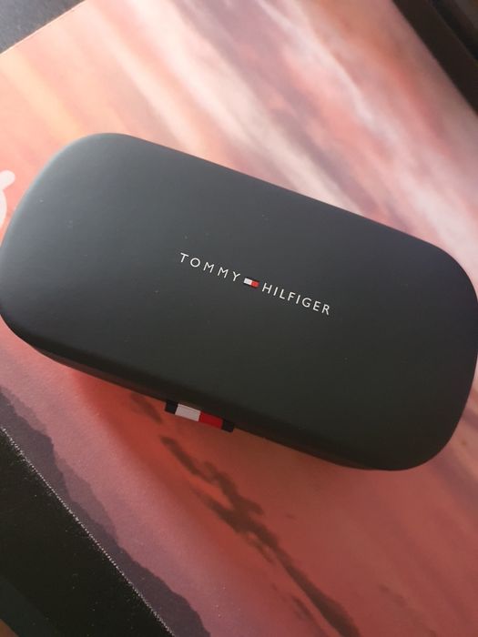 Оригинални слънчеви очила - Tommy Hilfiger - 2133/s