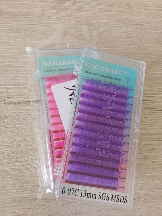 Продам цветные ресницы для наращивания