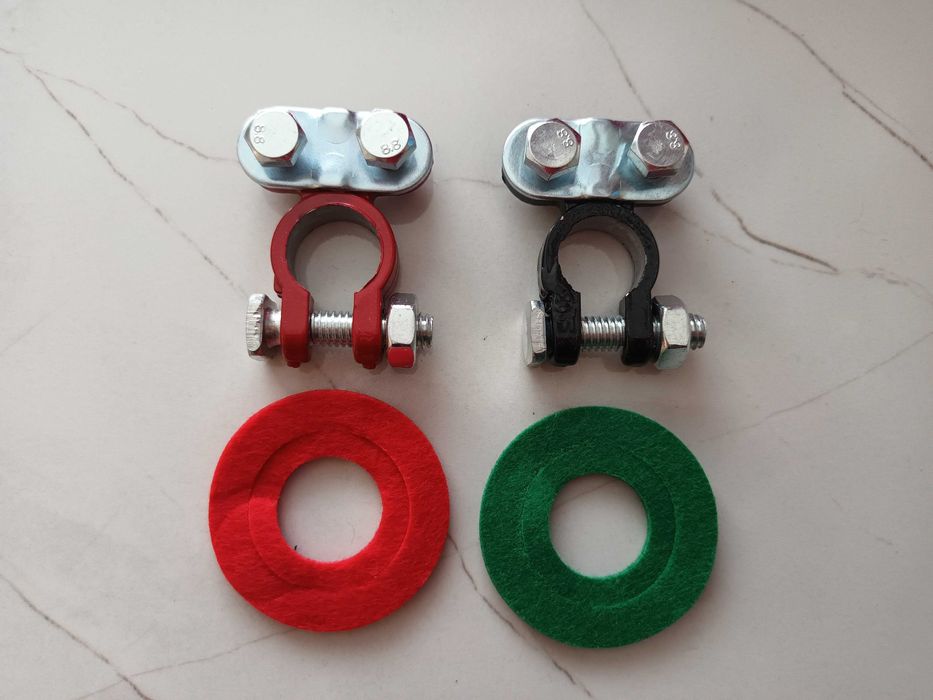 Клеми за акумулатор 2бр НОВИ, полюсно-ориентирани