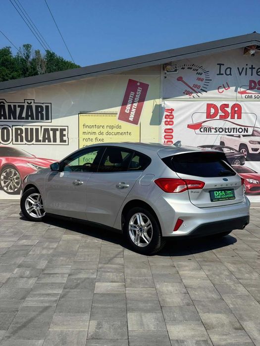 FORD Focus 2020 — imagine 5