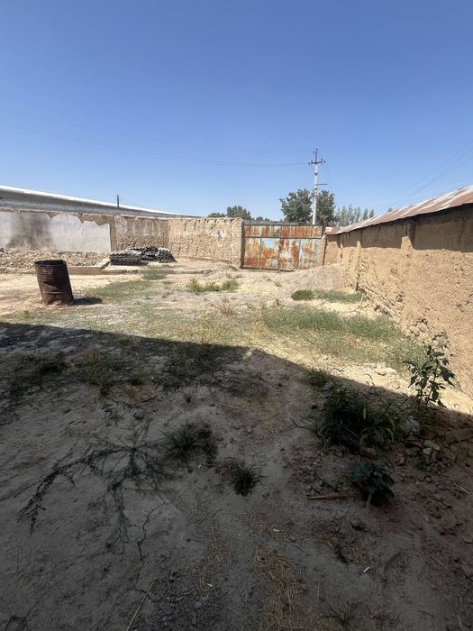 Yer sotiladi 2.5 sotix