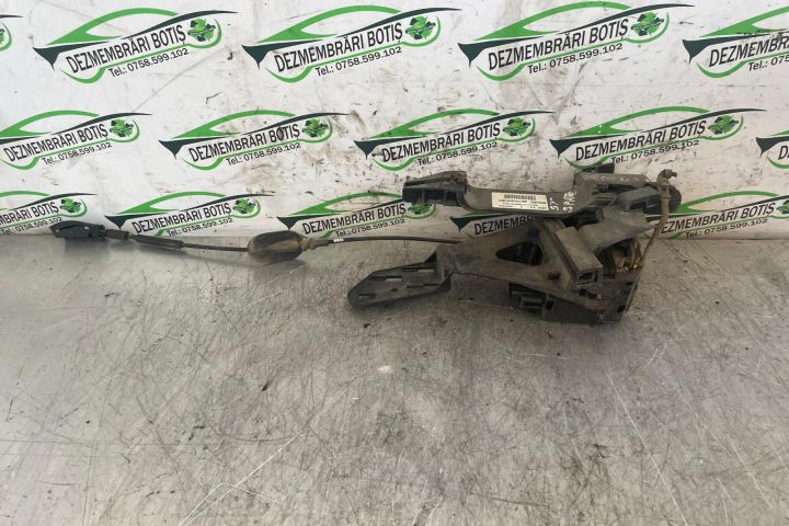 Broasca usa stanga 2S61A264A27BP 2S61A26 Ford Fiesta a 5-a generatie