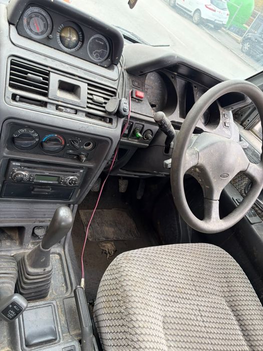 Mitsubishi pajero 3000 v6 benzina