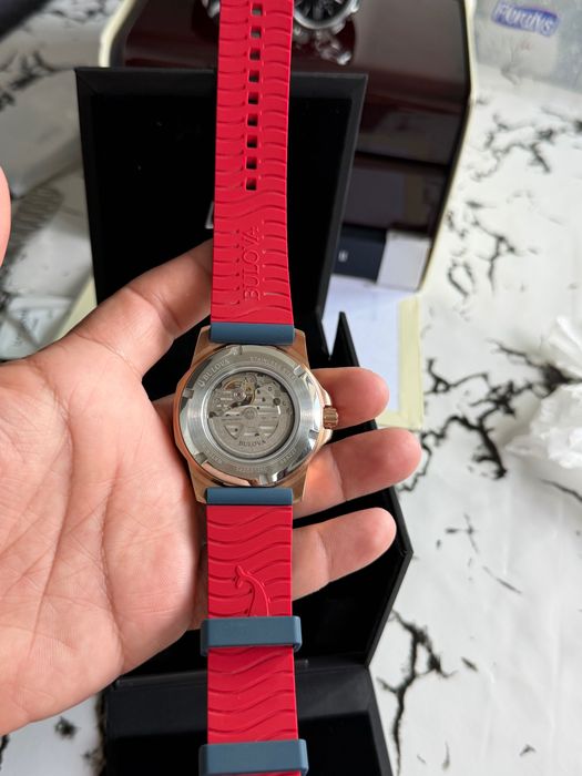 Bulova Marine star 98A227 като нов