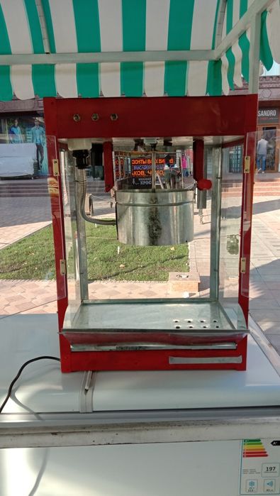 Янги Попкорн аппарат сотилади чикаришига гап йук 100 фоиз гарантия.