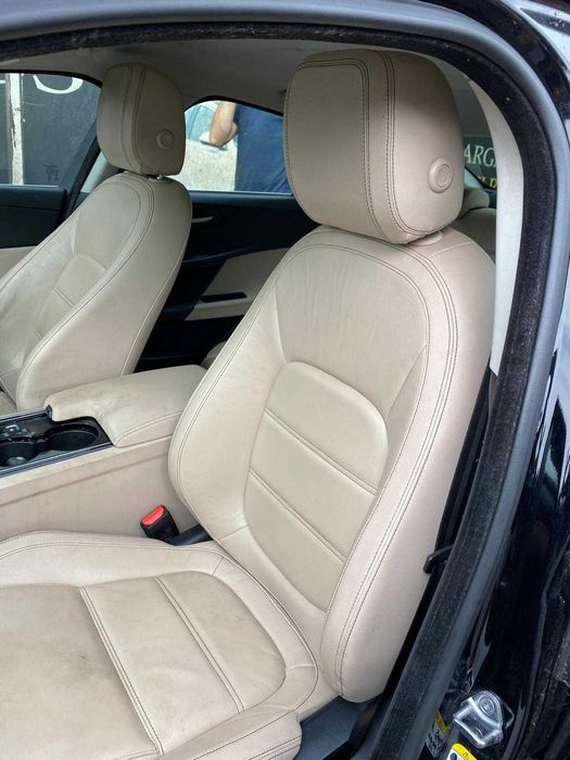 Dezmembrez jaguar XE 2.0 ingenium/bara xe/far xe/capota xe/usa xe/stop