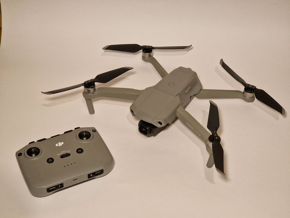 DJI Mavic Air 2 Fly More Combo