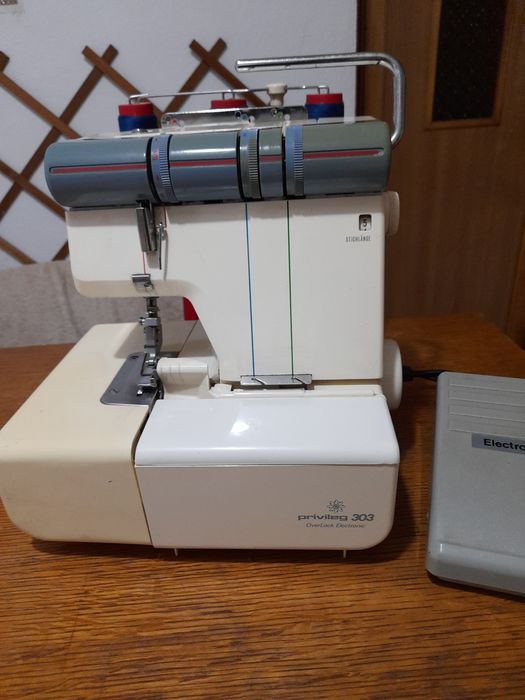 Mașină surfilat Privileg 303 Overlock – stare foarte bună