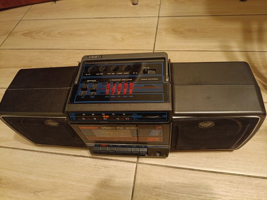 Магнитола Медео 205с