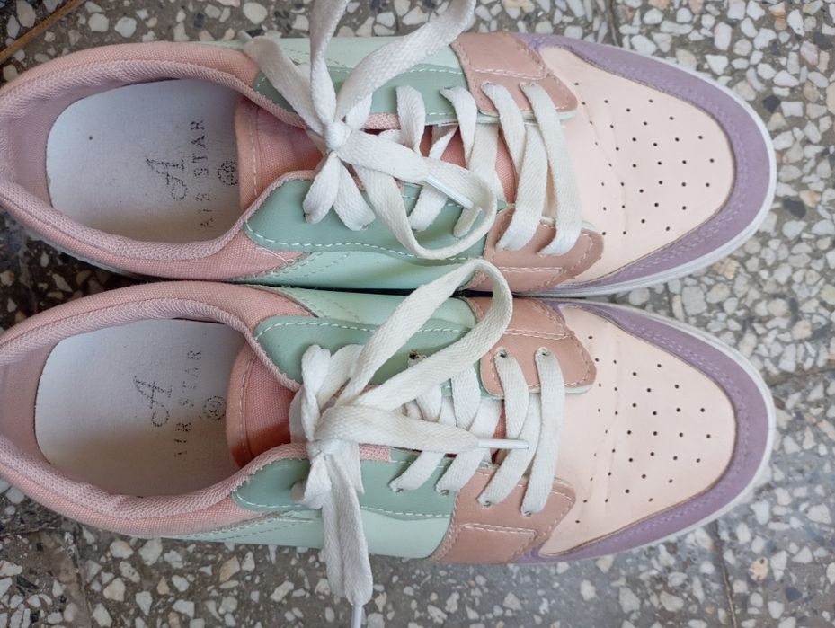 Маратонки за жени