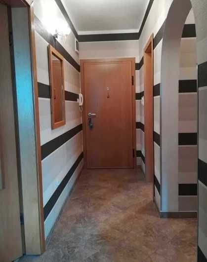 Продава се Тристаен апартамент в София, Разсадника - 85 кв.м за 2348 €/кв.м - Снимка #4