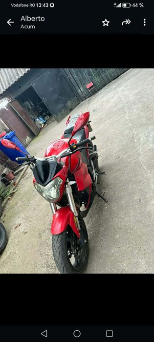 Vând Honda CBR250