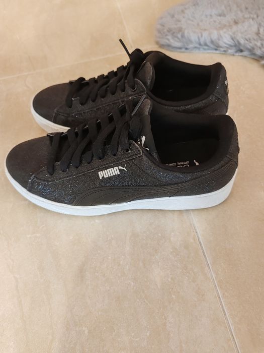 Кецове Puma -черни с блестящи частици