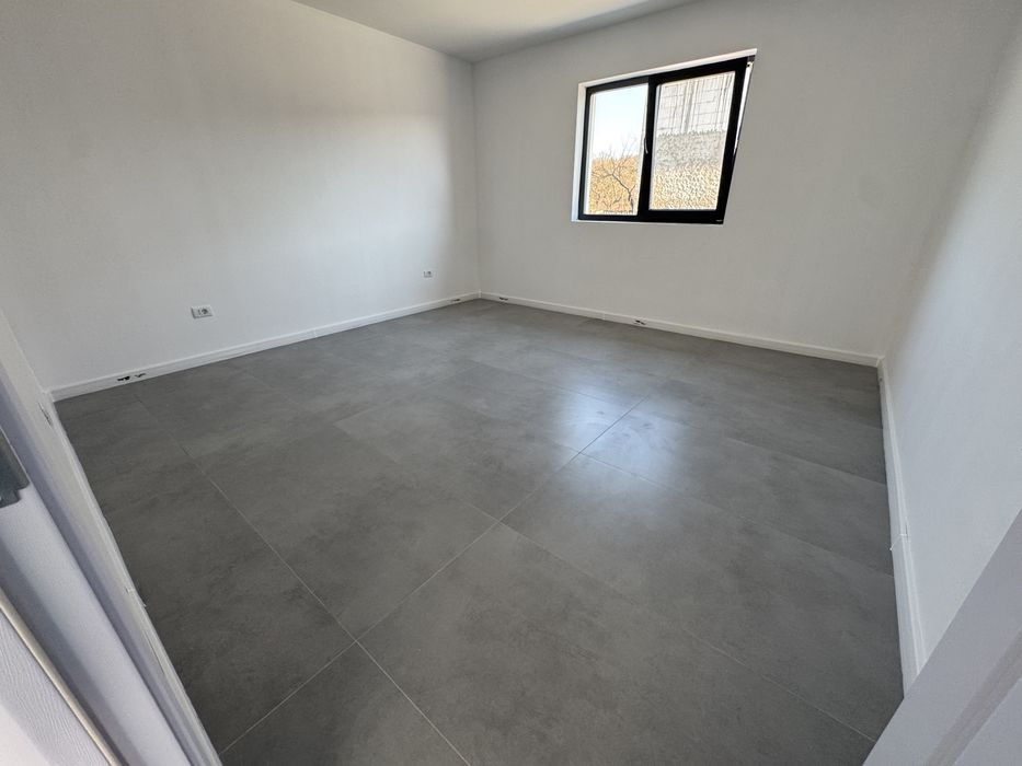 *Proprietar*  Vând Casă 3 camere - Fond 2026 - Mioveni