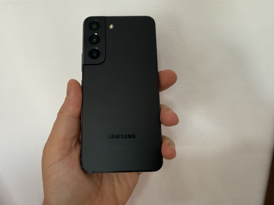 Samsung Galaxy S22, 128 gb, 8 gb ram, 5g, Black, dual sim