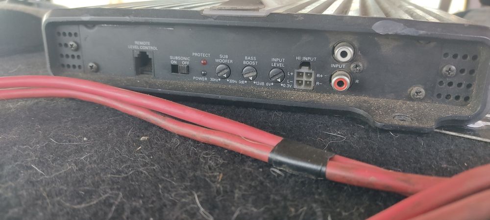 Сабвуфер с усилителем