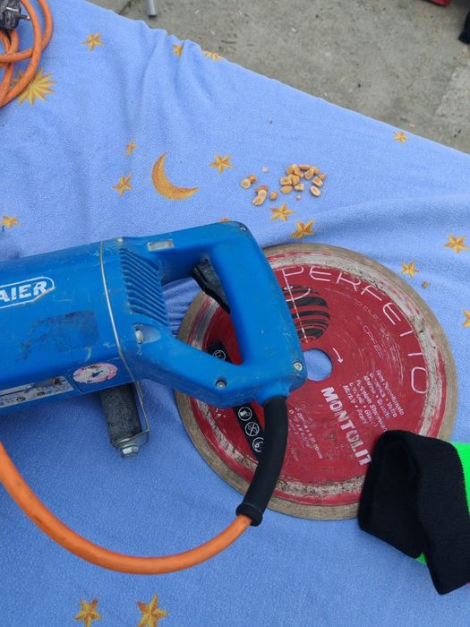 Masina de carotat sanțuri în perete profesiinala