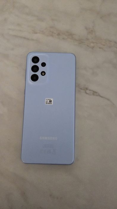 Продавам Samsung A33 5G в отлично състояние.