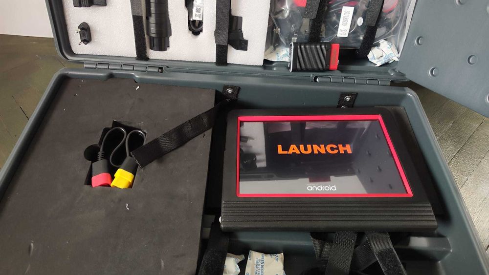Kit Tester Auto Multimarca Launch X431 V+ 10.1 Inch, Haynespro 2026