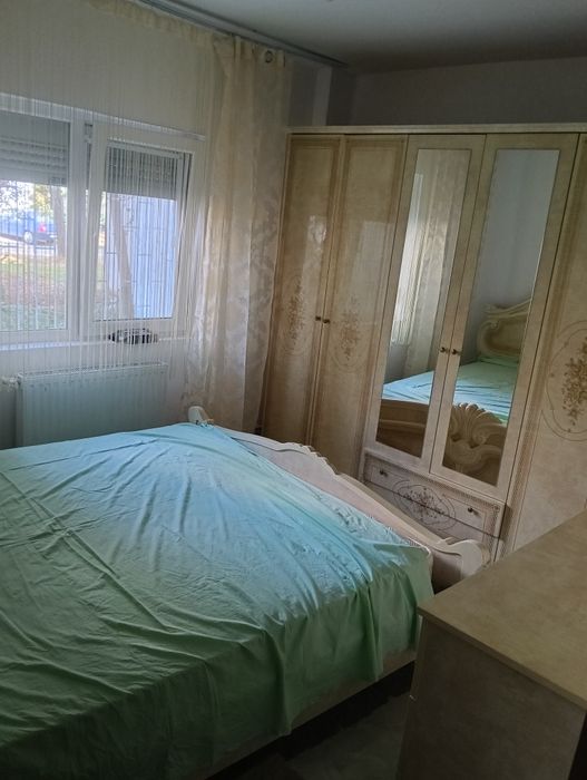 Apartament de închiriat