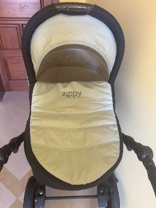 Бебешка количка ZIPPY 2 в 1