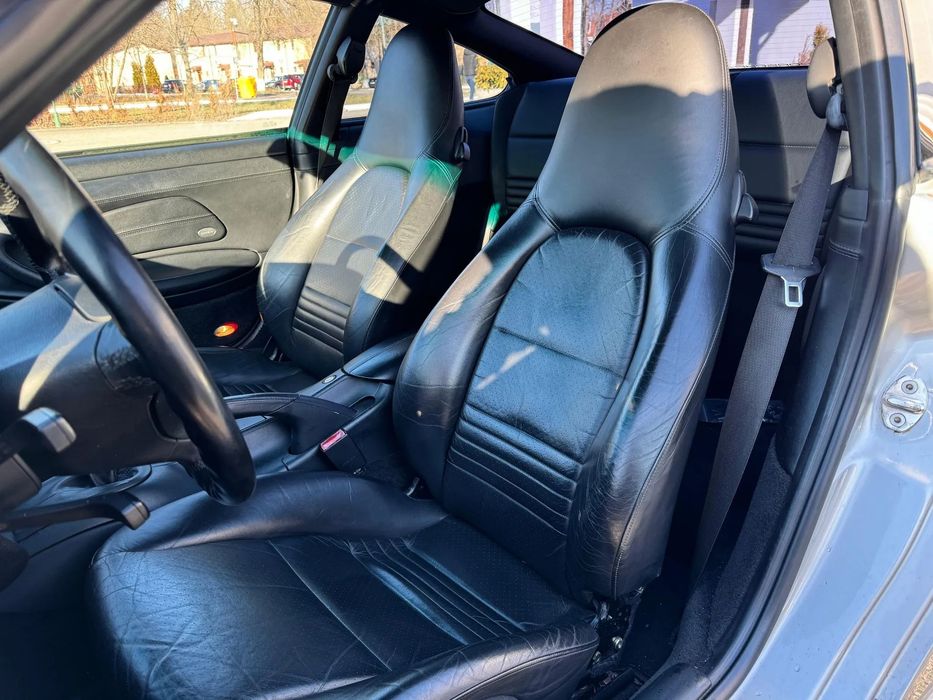Porsche 911 Întreținut exemplar, stare tehnică și estetică foarte bună.