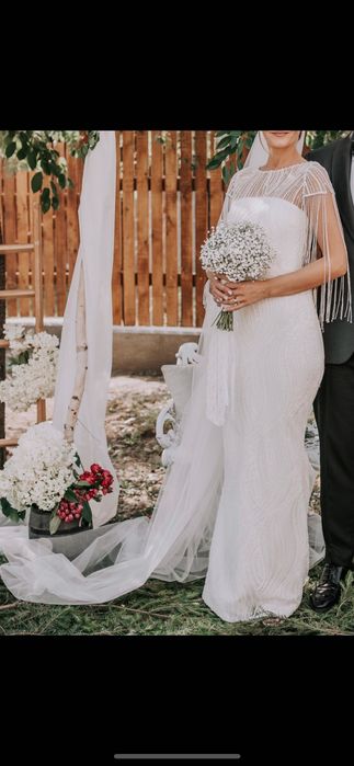 Vand rochie de mireasa/model sirena