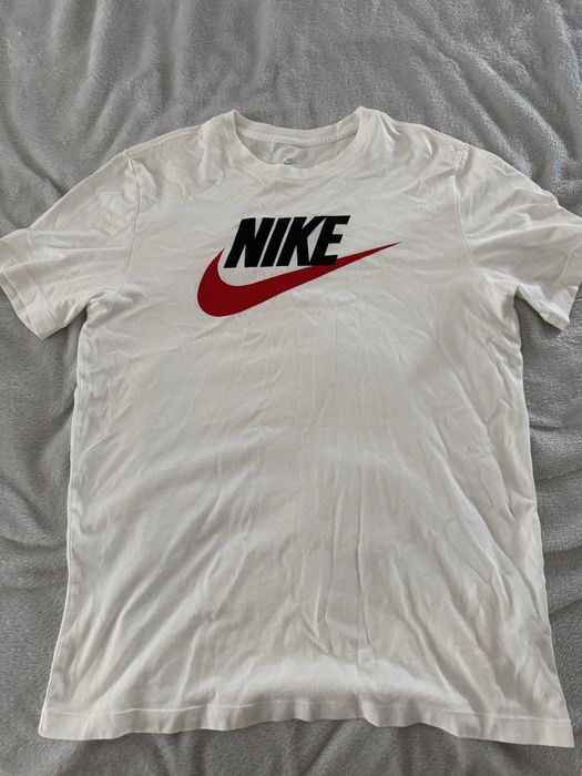 Тениска Nike M размер