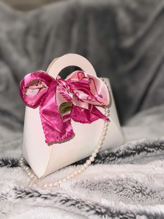 Тойбастар, бонбоньерки