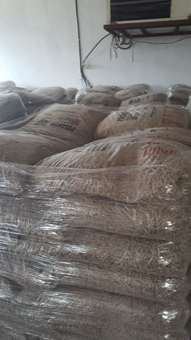 Peleti calitate A1 premium import Austria (Albi ) si bricheti ruf