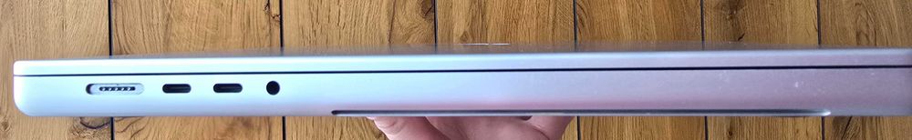 Apple Macbook Pro 16", M3 Pro, 12 Core CPU, 18 Core GPU, 18Gb, 512Gb