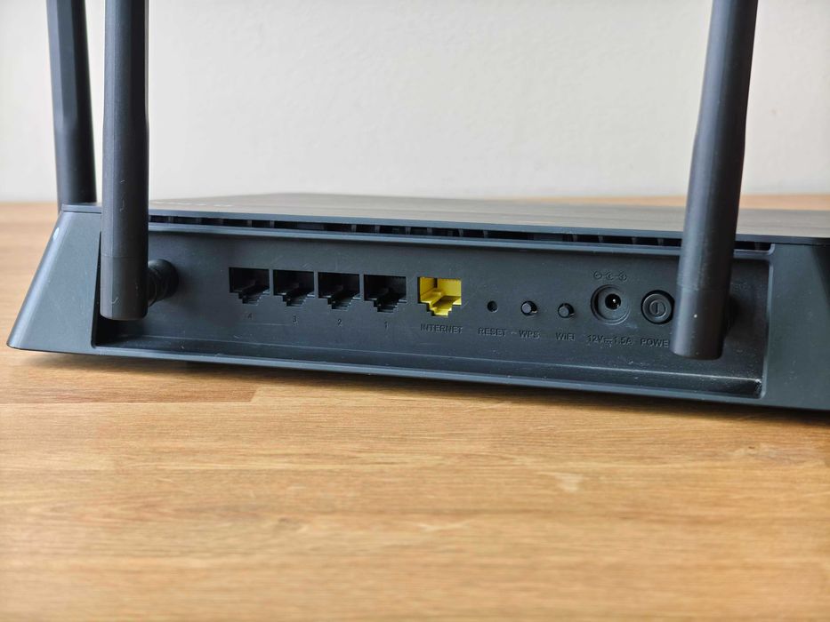 4 бр. рутера за домашна употреба - D-Link, TP-Link, Tenda