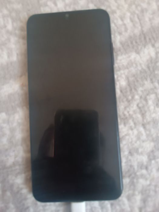 Telifon A03s yaxshi holatda