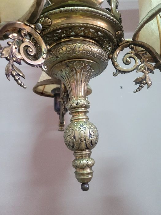 Винтидж месингов абажур