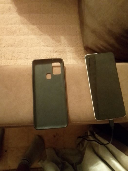 Samsung 21 А отличный (: 3: