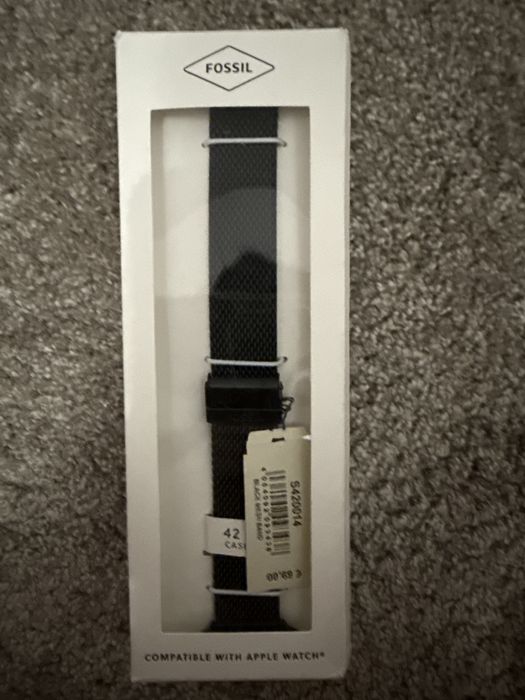Bratara metalica Fossil  compatibila cu Apple watch