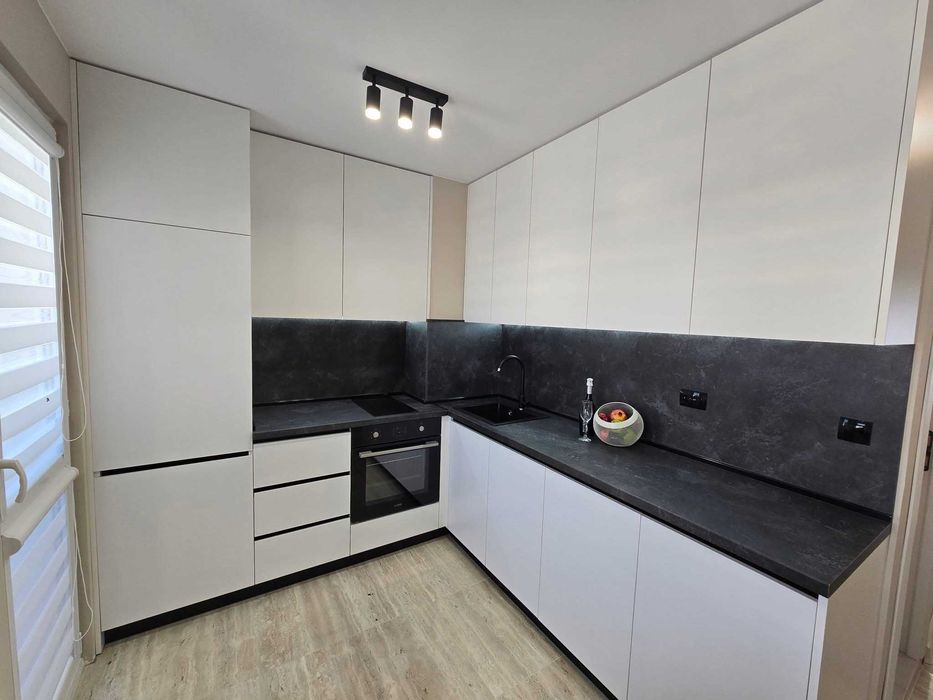 Продава се Тристаен апартамент в Стара Загора, Зора - 96 кв.м за 1230 €/кв.м - Снимка #2