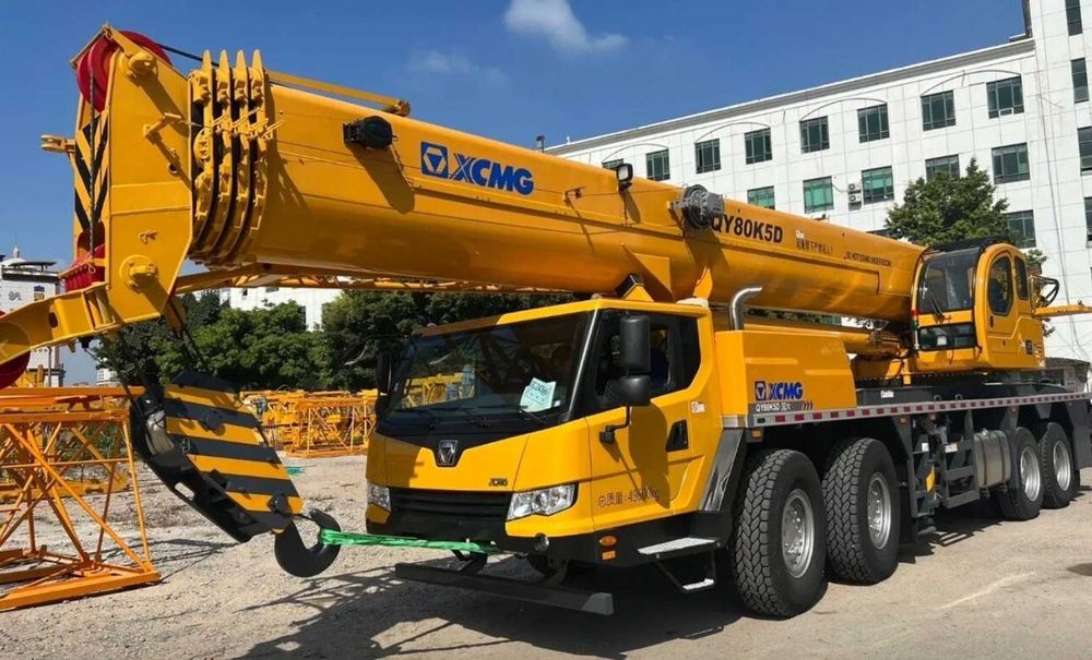 Янги автокран XCMG 80 тонналик заводдан