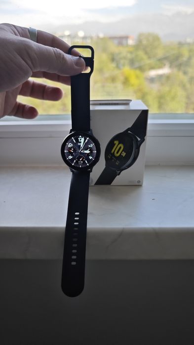 Смарт часы Samsung watch active 2 40 mm