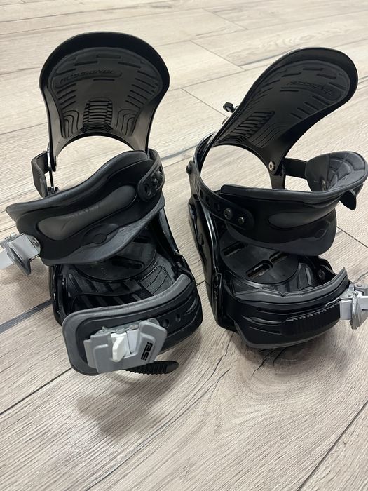 Boots snowboard Firefly mărimea 42 + legături Rossignol – 350 lei