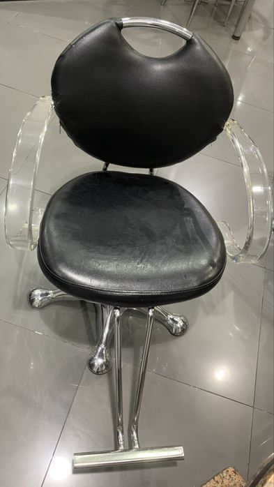 Парикмахерское оборудование срочно