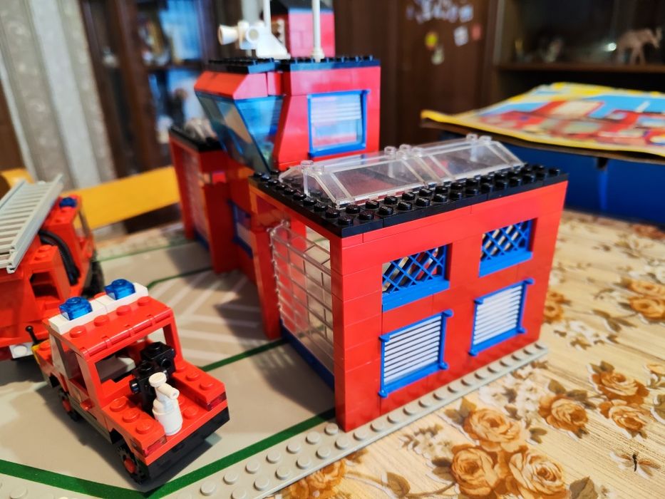 Лего 6385 lego fire house 1985 г