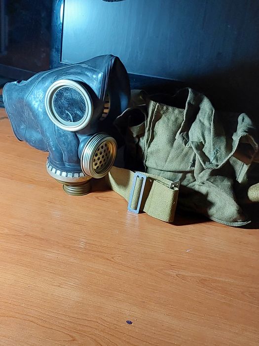 Противогазы новые