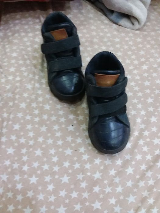 Обувь на малыша на осень и зиму