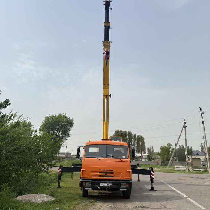 Автокран Ивановец