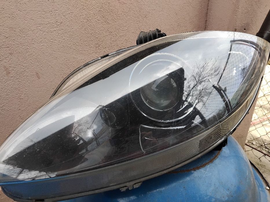 Vând Far Seat Leon 1P