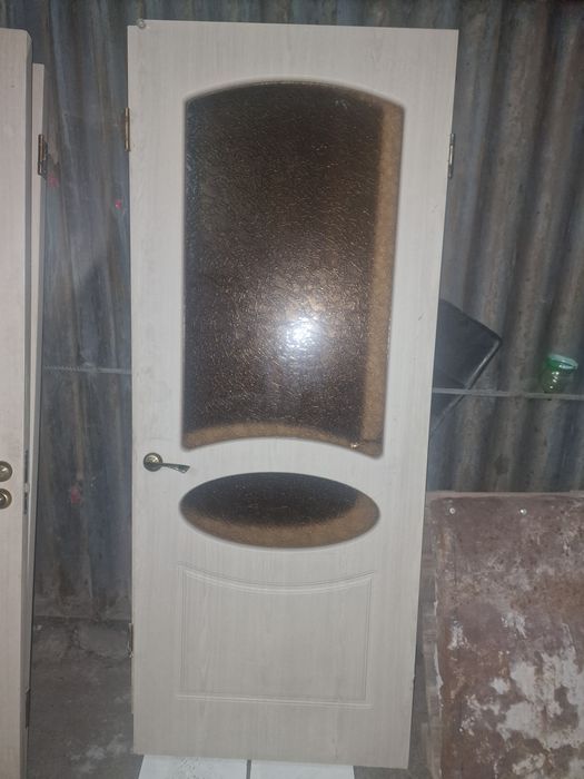 Продам двери межкомнатные