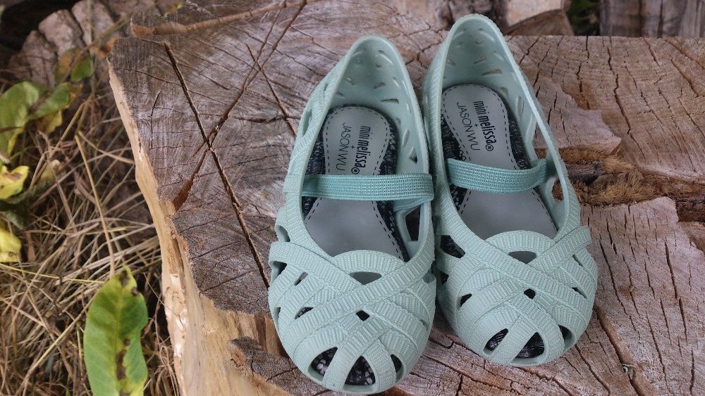 Детски сандалки,чехли,обувки за момиче Mini Melissa №22/23