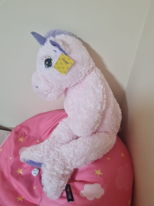 Голям плюшен еднорог