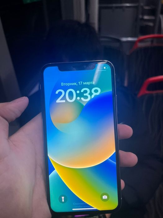 Продам iPhone 10